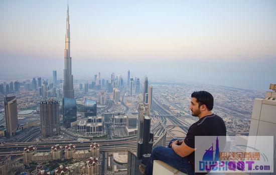 ���м����ϸ�¥,ֻΪ���µϰ���Щ����˲��