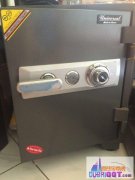 �ϰݶ���ת�ñ�����յ���ױ̨�����ֻ��г�