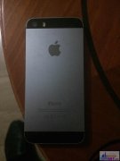 �ϰݶ��ֳ���9.5����iPhone5s ��ɫ32GB