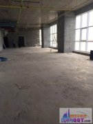 ���̳���