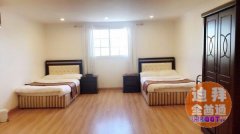 �����ػ��˹�Ԣ�������������������ⳤ�⣬һ�����ӻ��⳵����