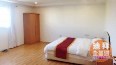 �����ػ��˹�Ԣ�������������������ⳤ�⣬һ�����ӻ��⳵����