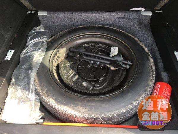 低价出售 奔驰 ML500,无任何事故,带升降系统 低价出售 奔驰 ML500,无任何事故,带升降系统