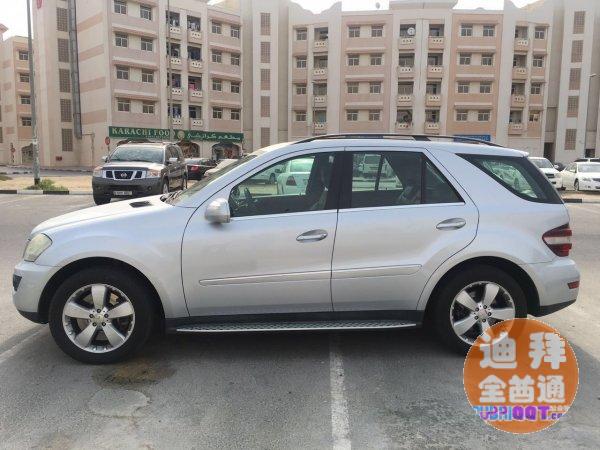 低价出售 奔驰 ML500,无任何事故,带升降系统 低价出售 奔驰 ML500,无任何事故,带升降系统
