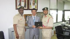 ���ϰݻ��ˡ�����һ��һ·����������СƽΪ�������ǽ��Ѵٽ��а�