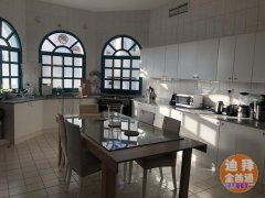 jumeirah 2 , һ��һ����1000ƽ��Ӣ�ߣ���Ҿ�