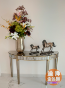 λ�ڵϰ��漣��԰�����ŷʽ����С��Ԣ ����Ͷ�ʻر���