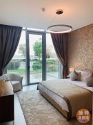 �ϰ������� ��԰�ĺ���С�󷿣��׸�12��