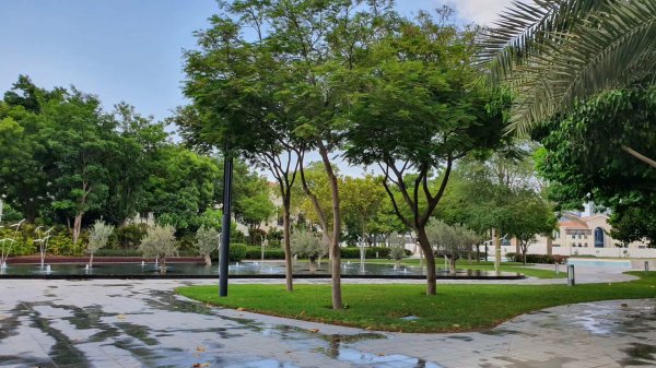 迪拜房产 市中心皇城高端富人社区 首付只要22万人民币 迪拜房产 市中心皇城高端富人社区 首付只要22万人民币