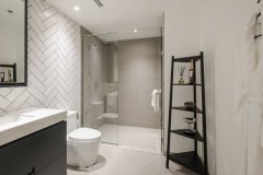 �ϰݱ��׶ع���ѧУѧ���� Ellington Wilton 