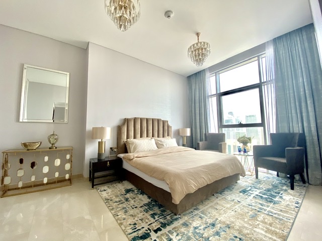 迪拜市中心Emaar楼王顶楼豪华五房复式出租 迪拜市中心Emaar楼王顶楼豪华五房复式出租