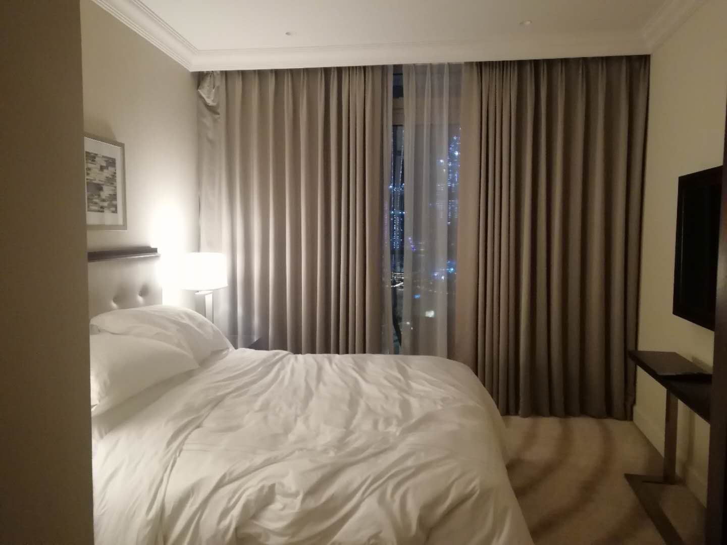 {{国际城低价studio -3房出租售/全迪拜多个别墅出租 {{国际城低价studio -3房出租售/全迪拜多个别墅出租