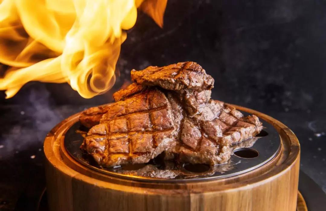 情人节浪漫之约,来Doors吃牛排套餐吧! 情人节浪漫之约,来Doors吃牛排套餐吧!