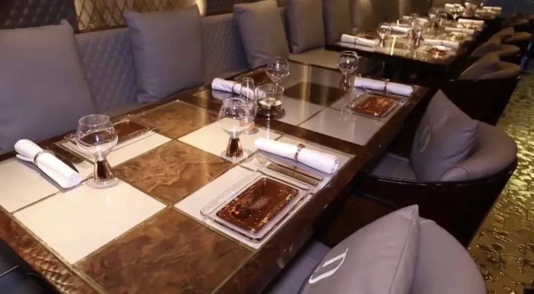 情人节浪漫之约,来Doors吃牛排套餐吧! 情人节浪漫之约,来Doors吃牛排套餐吧!