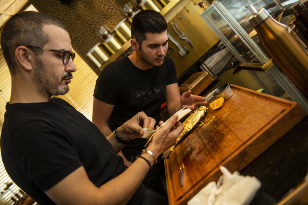 来一场海鲜盛宴,一起感受海洋包裹中甜美鲜香吧! 来一场海鲜盛宴,一起感受海洋包裹中甜美鲜香吧!