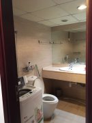 ���ʳ�CBD28��һ��һ�����⣬��ͣ��λ��������Ӿ�أ��ѿճ�