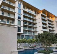 �ϰݱ��׶ع���ѧУѧ�������װ�����أ���Ԣ�ͱ�����������