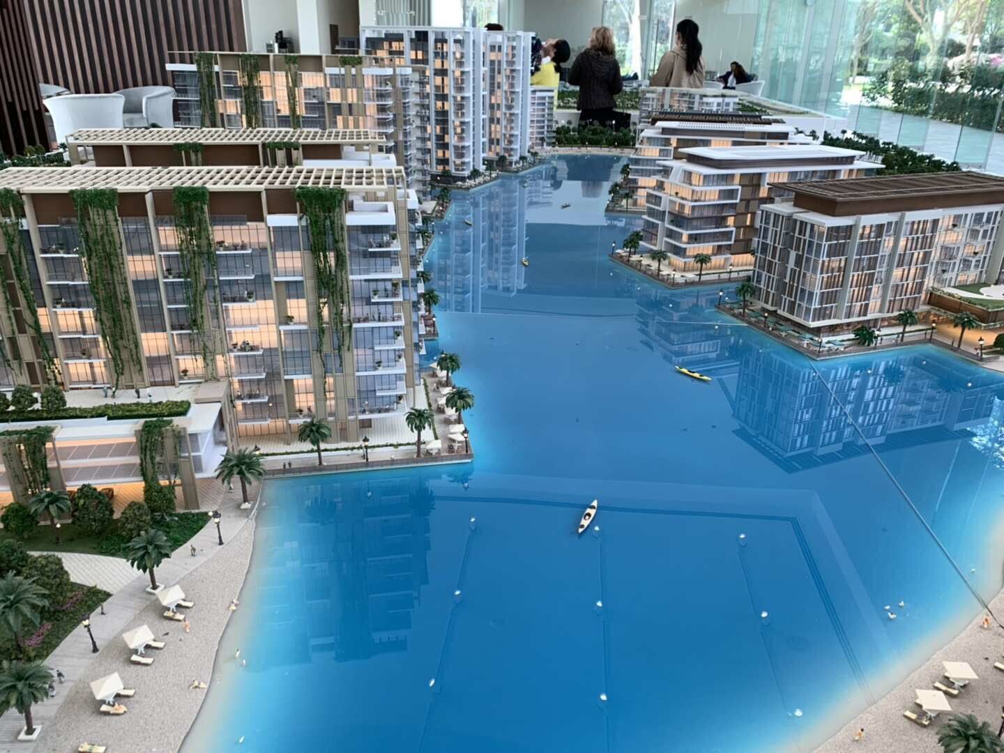 µÏ°Ý**ÃÀË®¾§ºþÉçÇø£¬ºÍµÏ°Ý¹úÍõ×öÁÚ¾Ó µÏ°Ý**ÃÀË®¾§ºþÉçÇø£¬ºÍµÏ°Ý¹úÍõ×öÁÚ¾Ó