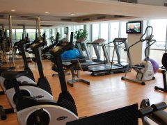 ����Studio amp; һ�ҹ�Ԣ���� ��ˮ��˰��