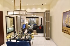 ӵ��һ���Լ��ķ��Ӳ����Σ��ϰ��忴�������¹�����