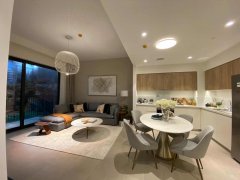 �ϰݹ�������ס���÷�����Ӫҵִ��+�ϰݳ��ھ���ǩ֤