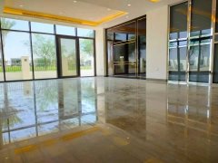 ����һ�׸߶��򾰺�լ�ַ���ƴ���٣���������׬��