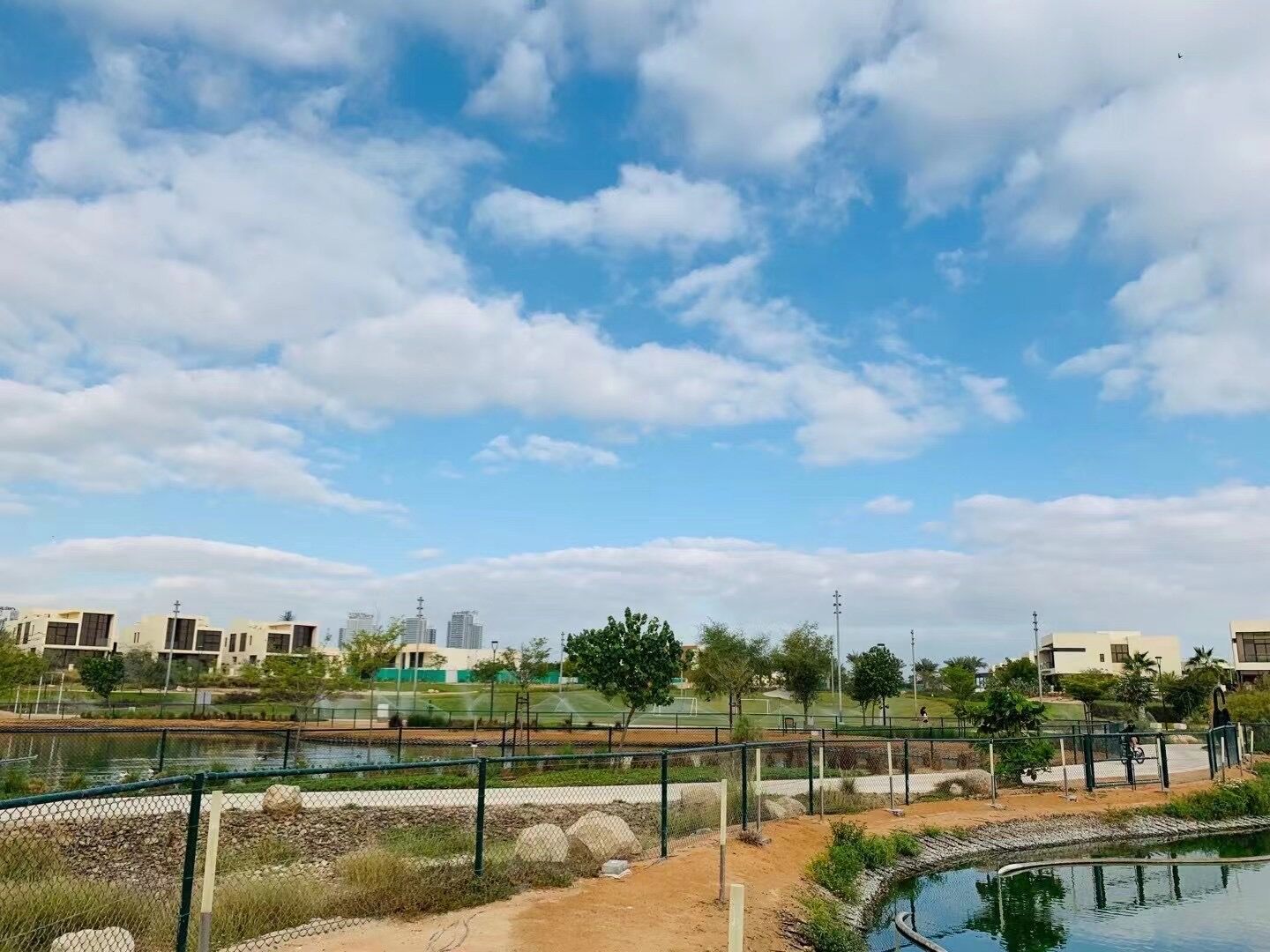 µÏ°Ý·¿²ú£º´ïÂí¿Ëɽׯ£¬¸ß¶û·òÇò³¡ÇøÓò£¬4·¿ÁªÅűðÊû½ö350Íò µÏ°Ý·¿²ú£º´ïÂí¿Ëɽׯ£¬¸ß¶û·òÇò³¡ÇøÓò£¬4·¿ÁªÅűðÊû½ö350Íò