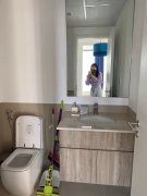 һ��һ������ - TOWN SQUARE - UNA APA