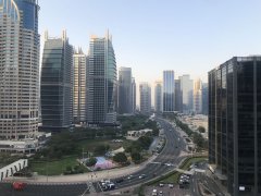 Dubai Arch Tower studio