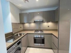 Studio��©��©