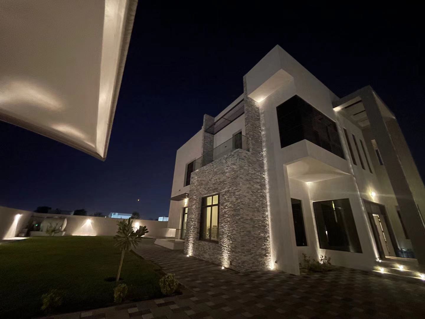 专业【别墅,公寓.办公室,宿舍楼,出租买卖】可整租可分租! 专业【别墅,公寓.办公室,宿舍楼,出租买卖】可整租可分租!