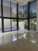 �ϰݷ������ϰ�������**������--�װ�����ɭ�ֱ���