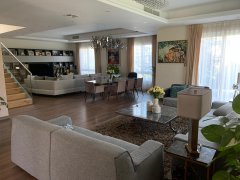 Living legends Dubai 5����װ��������