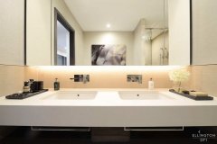 �ϰݷ��� �������ʵ�ѧ���� �����׶ع���ѧУ