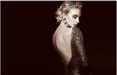 �ϰ������İ׽�˫��//�Լ۱ȳ���