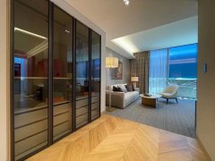 �ϰݷ�����רΪ������Ƶĺ�լ��ƽ�㣬��Խ�۷壬���������Թ���