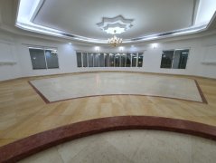 11 BEDROOM HUGE HALL FOR RENT 