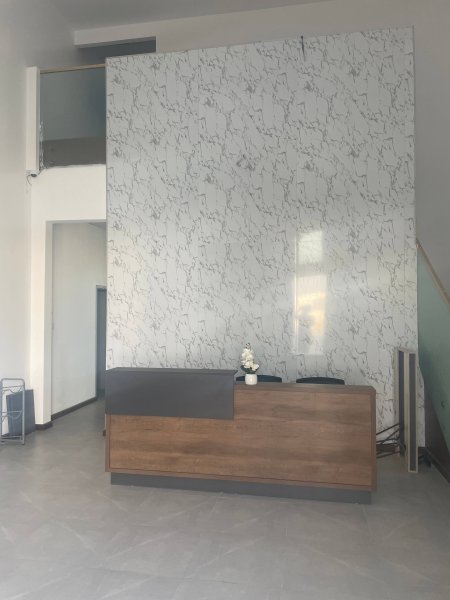 ���͹���ó�׹�˾��Ƹ����