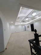 8�����������