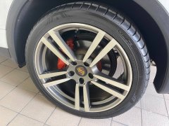 14�ʱ�ݿ��� �ж��� ���¹� ��V8���� 14w+����