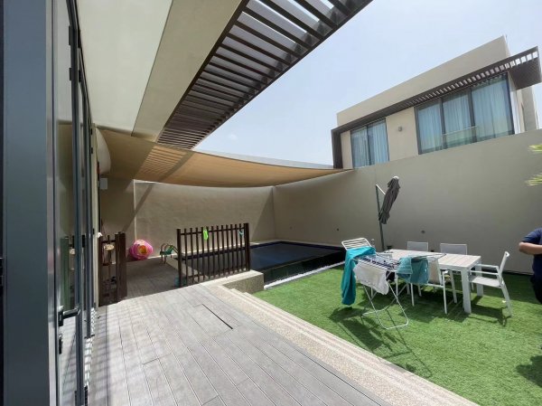 迪拜房产:首霸心领地,4房保姆房私人游泳池别墅出售 迪拜房产:首霸心领地,4房保姆房私人游泳池别墅出售