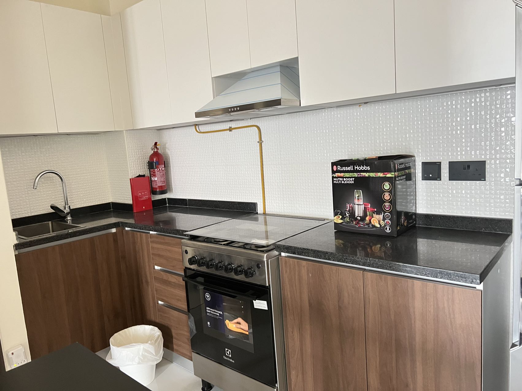 国际城高档小区-龙泽小区一室一厅(可当两室)出租 国际城高档小区-龙泽小区一室一厅(可当两室)出租