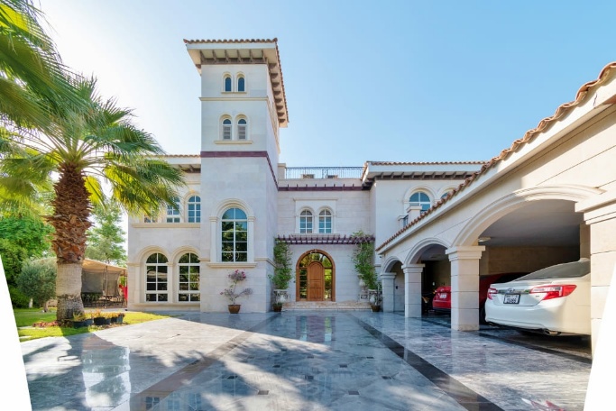 迪拜海外房产出租/出售The villa地中海风格7房+保姆 迪拜海外房产出租/出售The villa地中海风格7房+保姆