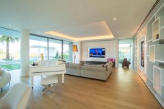 �ϰݷ������ϰ�ɽׯ���߶����򳡾��ۺ�լ����