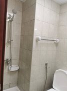 ���ʳ�c��1���ң�����ֱ�⣬¥�³��з����������ף��ɾ����