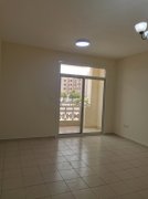 ���ʳ�c��1���ң�����ֱ�⣬¥�³��з����������ף��ɾ����