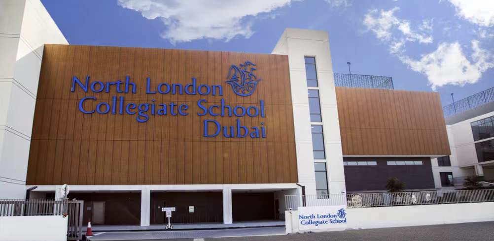 迪拜海外房产首霸新项目SobhaOne五栋连体的高尔夫大型高 迪拜海外房产首霸新项目SobhaOne五栋连体的高尔夫大型高