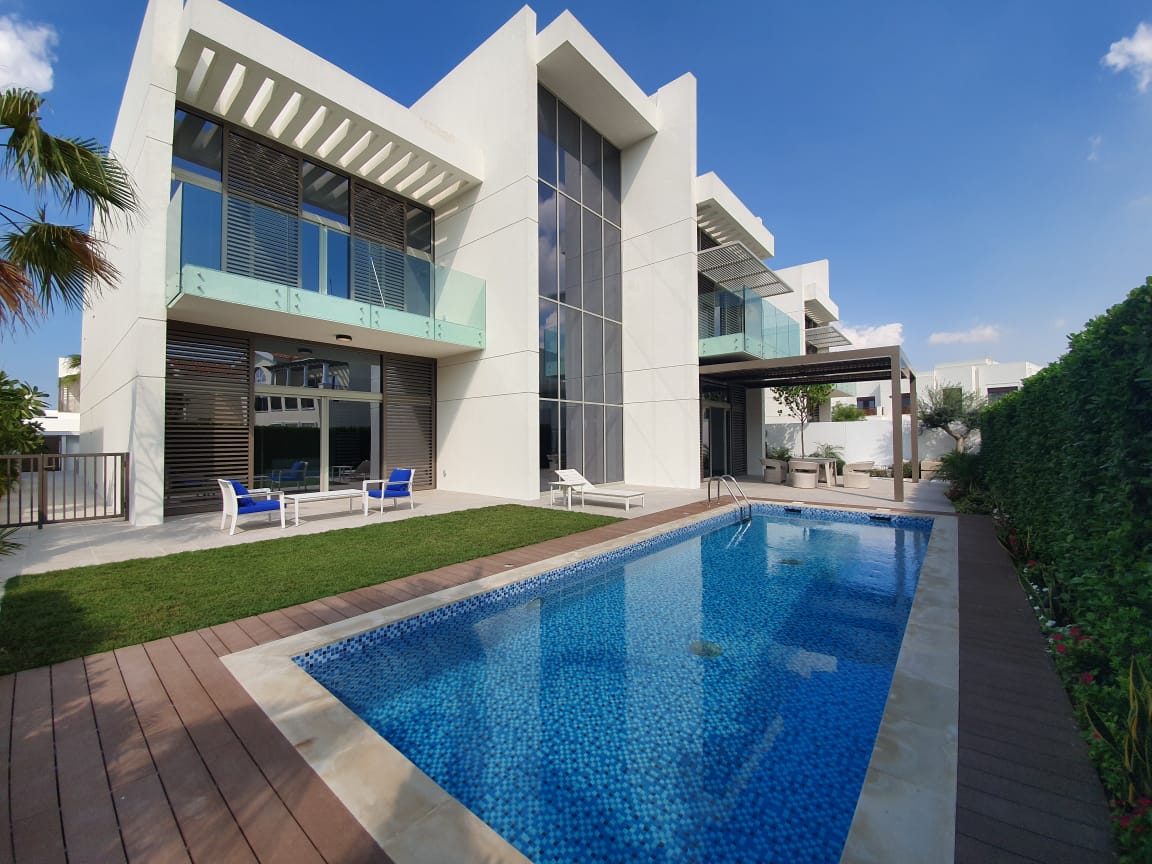 迪拜房产 市中心水晶湖独栋别墅回报率在100% 迪拜房产 市中心水晶湖独栋别墅回报率在100%