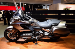 �󹺴�����Ѳ��Ħ�г���ADV���ͣ��󹺼�ķ���������