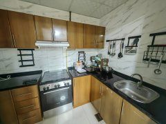 ���ʳǶ�������һ������ 6500ÿ�� Ѻһ����6000aed